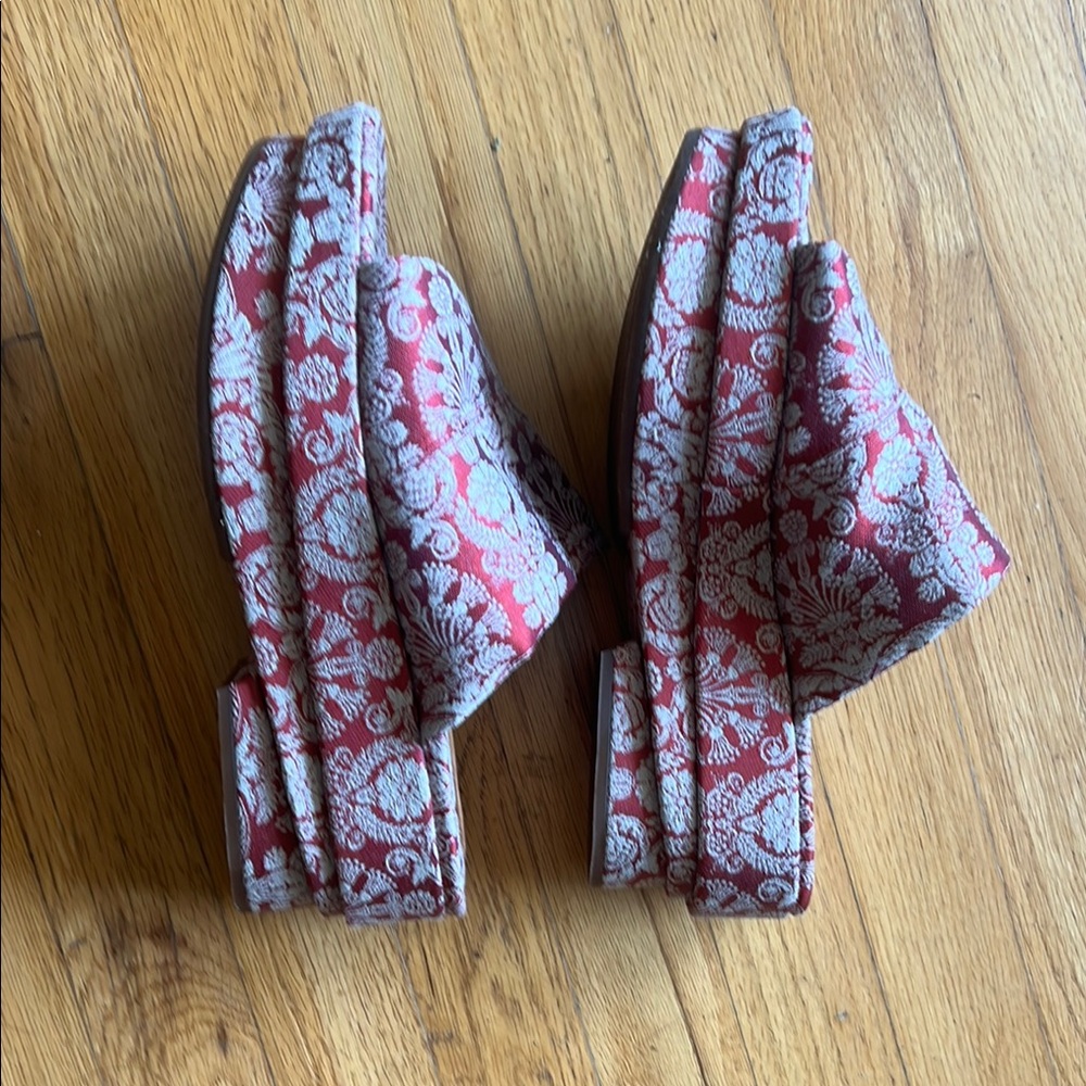 Chie Mihara Red and White Block platforms - Picture 5 of 5